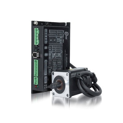 Līdzstrāvas servomotora vadītājs